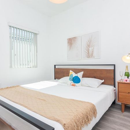 West Deco Aparthotel Miami Beach Bagian luar foto