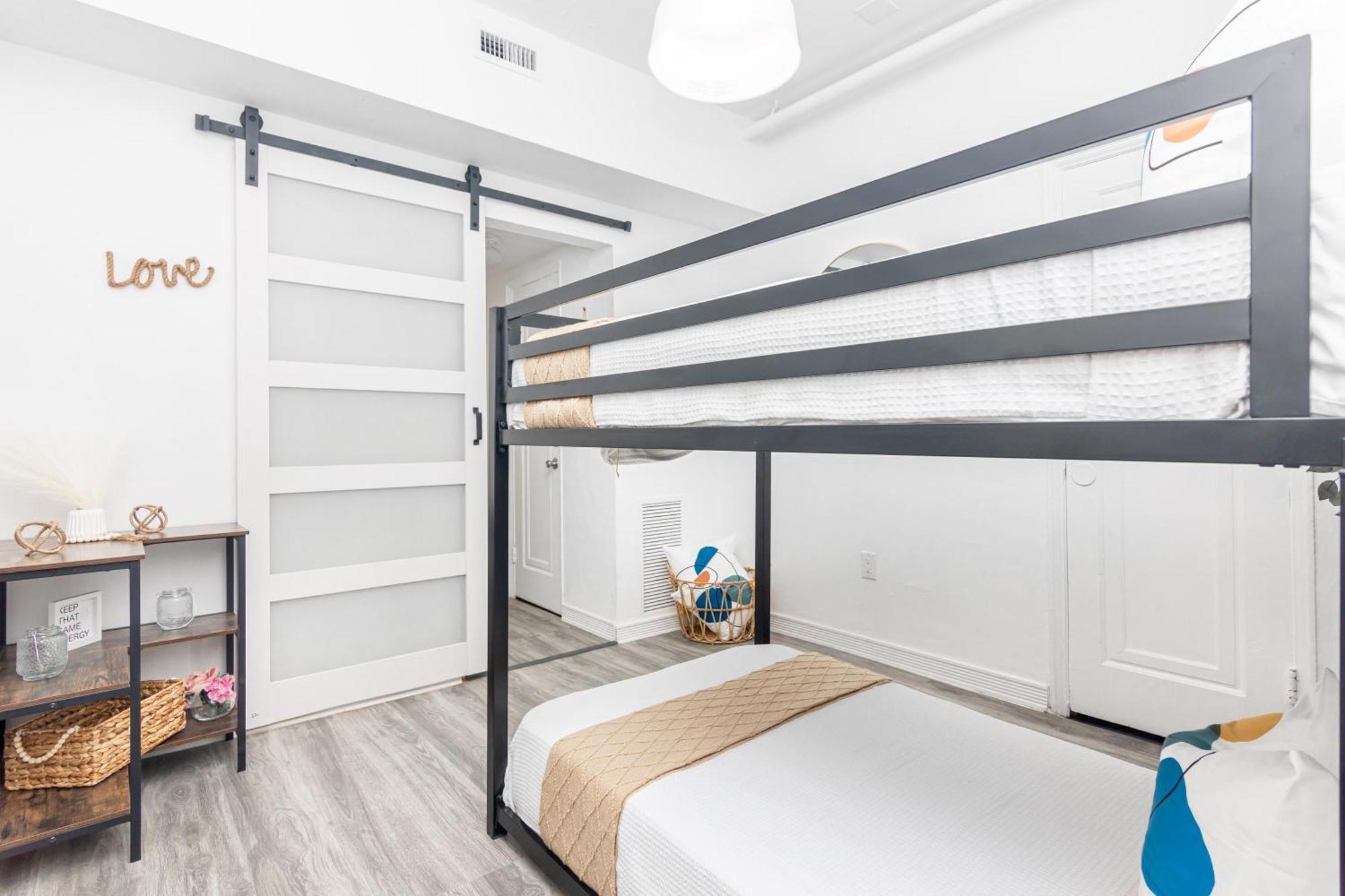 West Deco Aparthotel Miami Beach Bagian luar foto