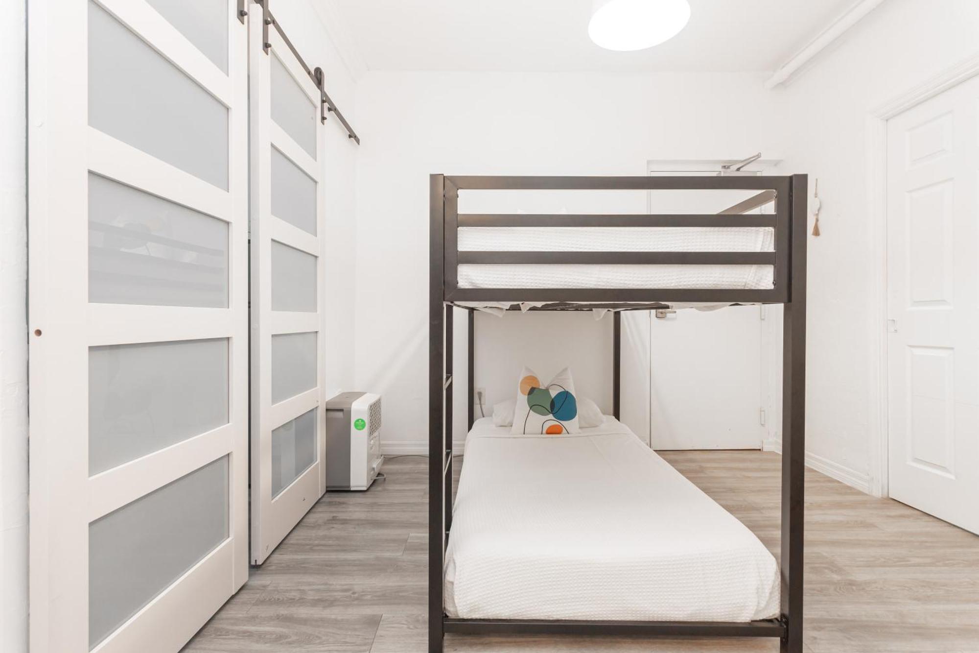 West Deco Aparthotel Miami Beach Bagian luar foto