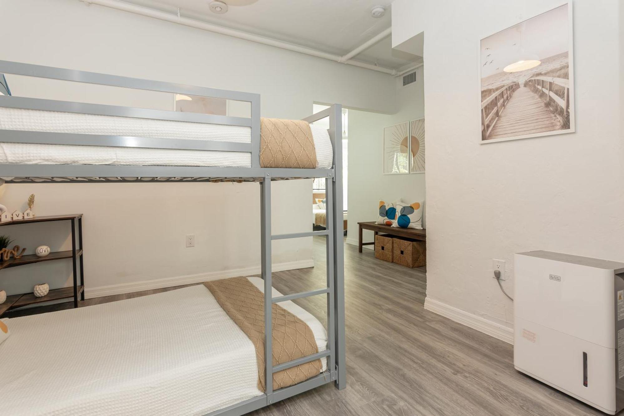 West Deco Aparthotel Miami Beach Bagian luar foto